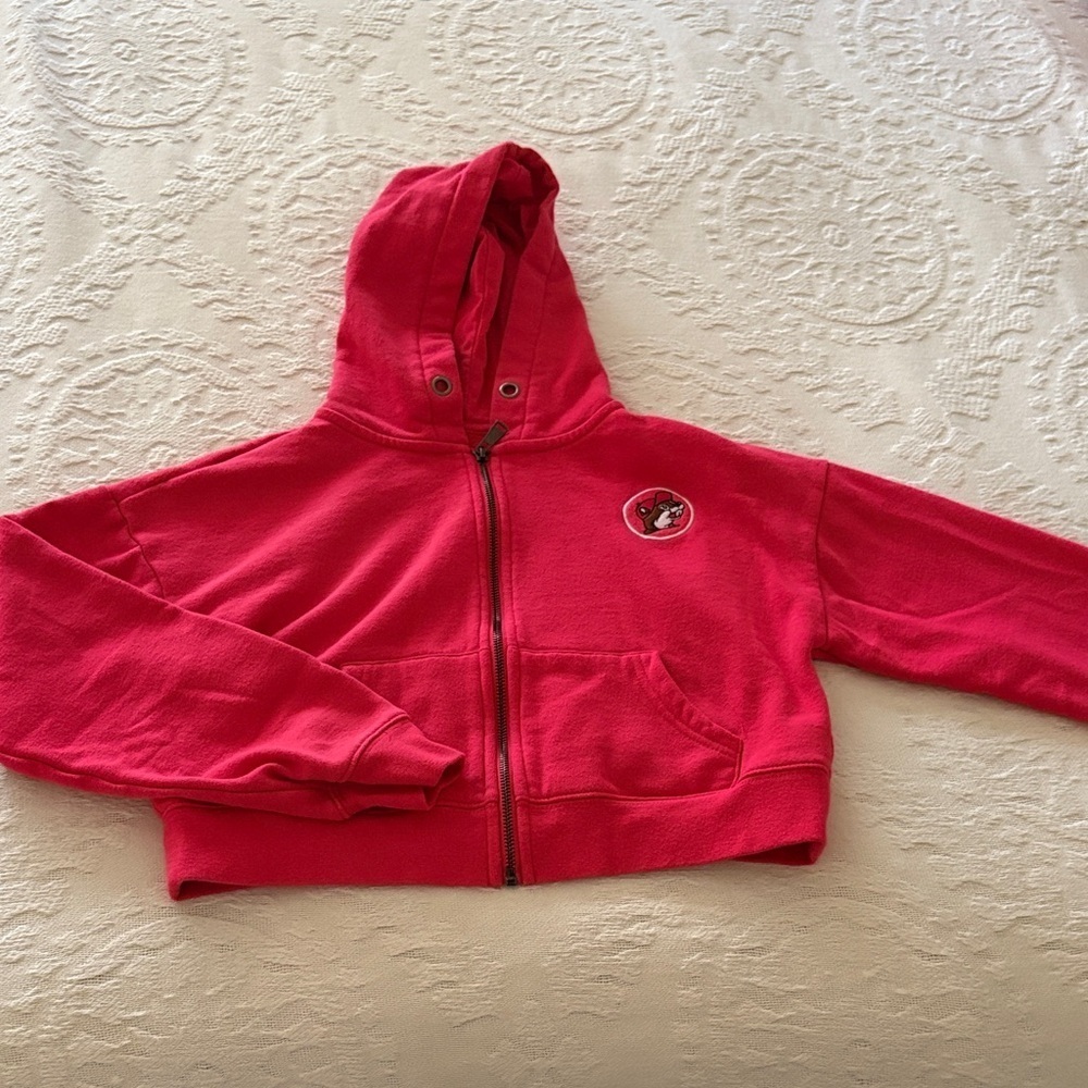 Gently Loved Red Buc-ees Beaver Embroidered Crop Hoodie  *Missing Draw String*